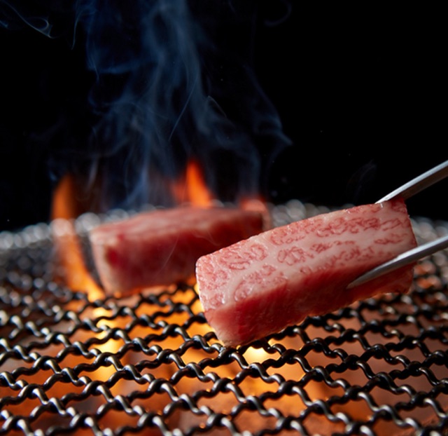 人均约10000日元的丰富肉食高档新年除夕盛宴