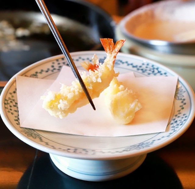 在京都品尝美味天妇罗：5家以美食和卓越氛围闻名的餐厅