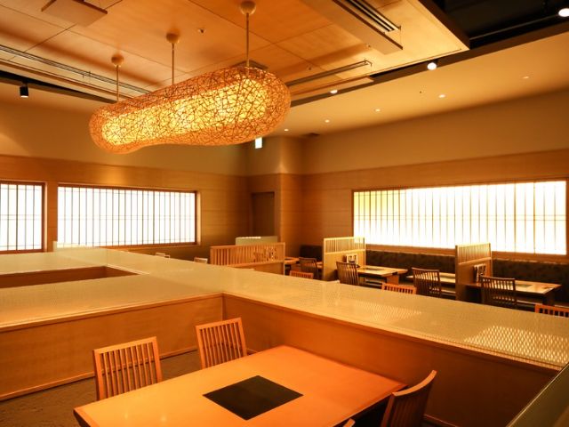 在大阪受欢迎的难波地区选择5个奢华的用餐地点,体验奢华的味道