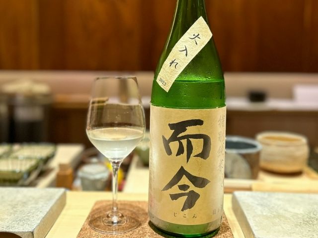 寿司 Yu Tsumugi 继承了米其林星级寿司 Yuu 的遗产,在六本木的原址上出现