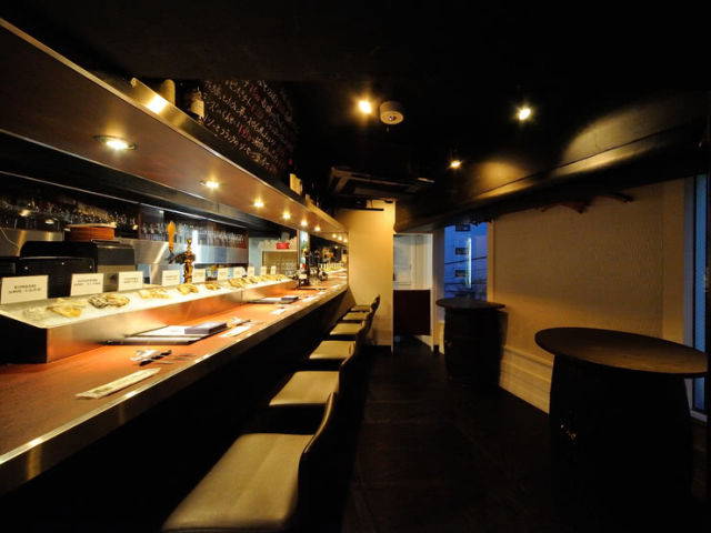 Where to Go in Tokyo for Fresh Seasonal Oysters