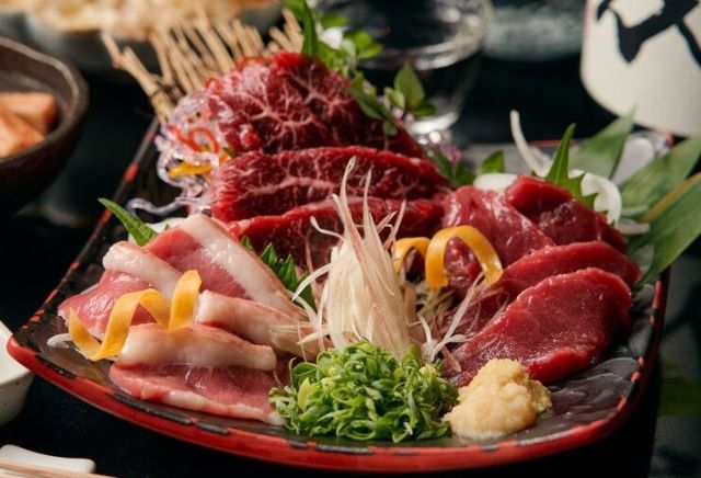 在时尚的六本木区值得一去的酷餐厅