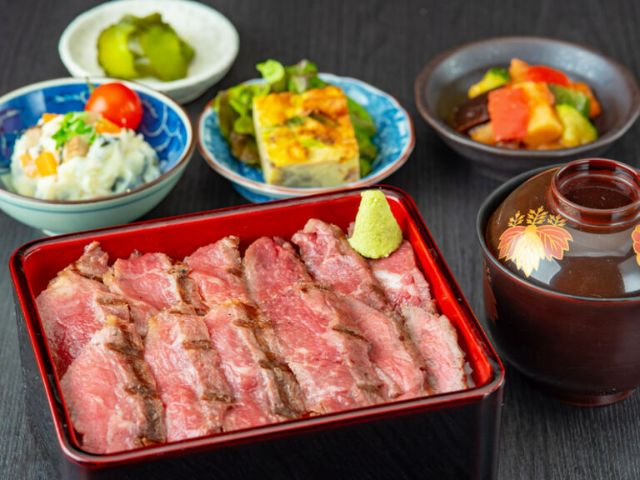 1. Mark Matsuoka Grill Sapporo