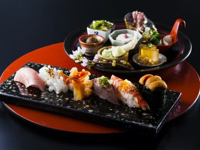 Sushi Aoyagi (寿司)