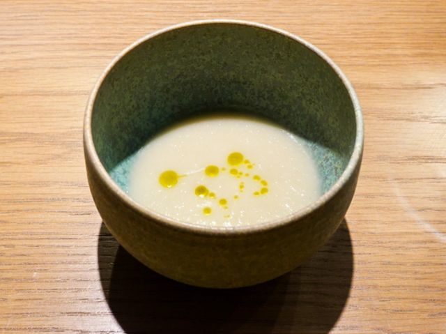 欣赏用炭火烧烤将季节性食材提升到最美味的技艺 | "Himawari Shokudo 2" 富山