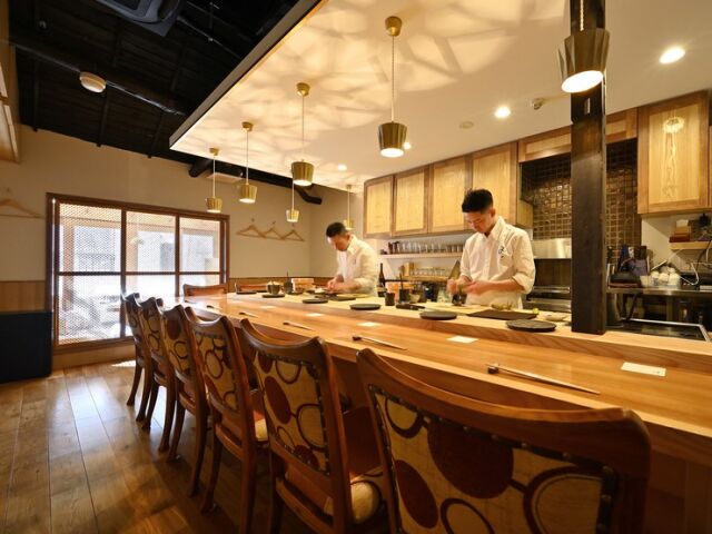 Sushi Onikai floor