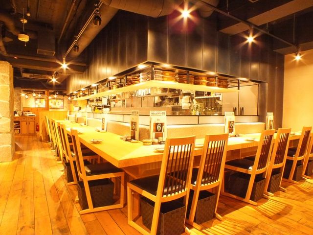 在东京热门的新宿地区可以轻松光顾的休闲餐厅