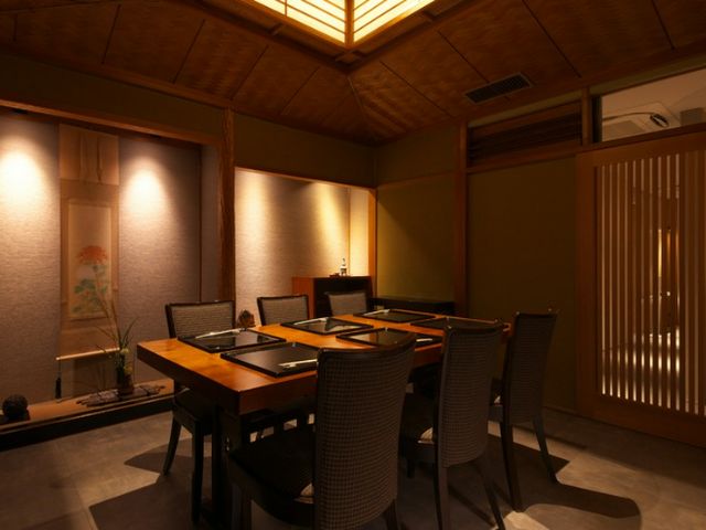 A restaurant in Nagoya where one can enjoy sushi and Japanese cuisine that showcases the skills of master craftsmen