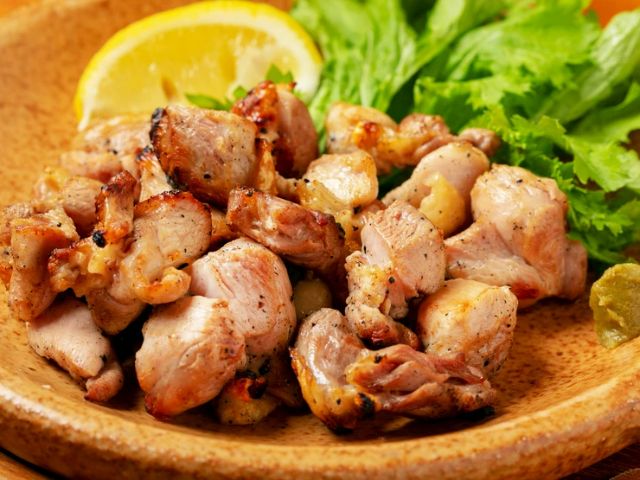 A creative izakaya that showcases the charm of Nara's ingredients through original dishes