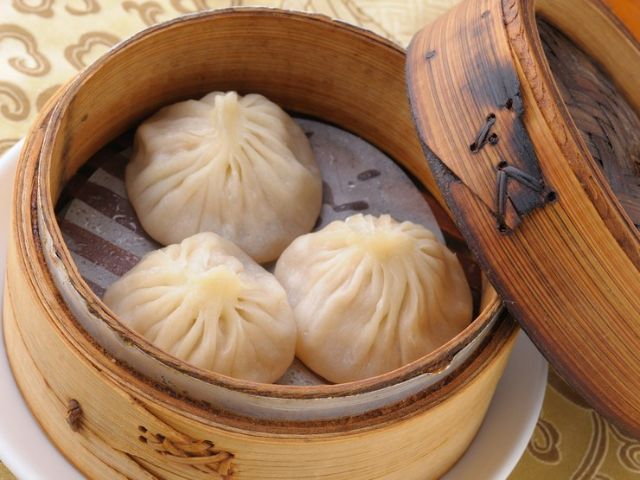 Experience authentic Taiwanese flavors with a unique twist in an oriental setting