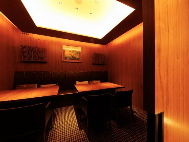 5 Restaurants with Private Rooms for Elegant Dining on Special Occasions in Osaka