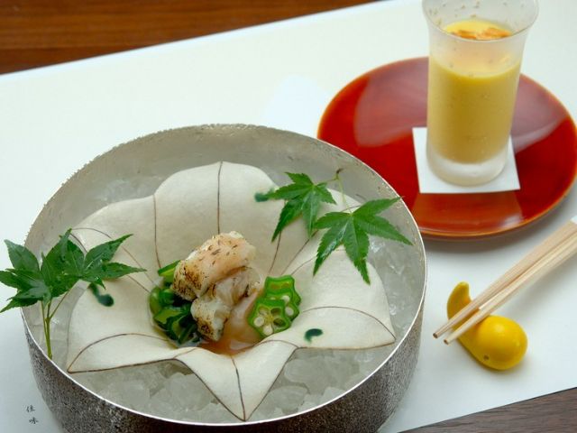 提供只有現在才能品嚐到的時令美味，並注重美觀