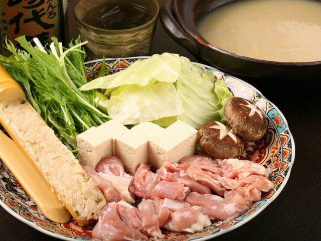 Savor the juicy chicken from Hokkaido in a mizutaki hot pot