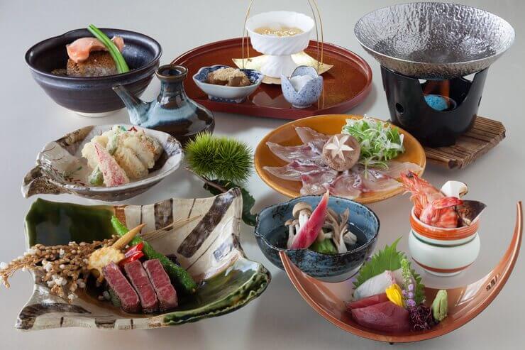 5 Awesome Lunch Places near Osaka Castle
