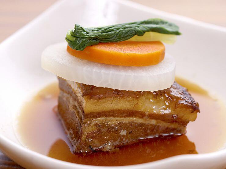 Best Restaurants in Naha and Nago for Okinawan Alcohol