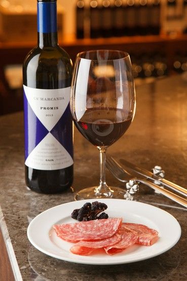 Japan's largest wine shop with a selection of carefully curated wines from around the world