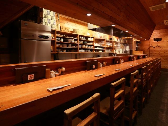 味道和氛圍都多樣化！在大阪可以品嚐到美味烤雞的店｜大阪