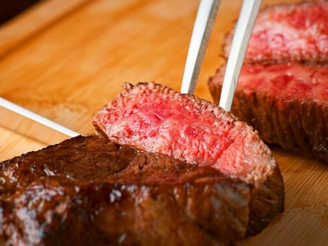 在東京享受奢華的絕品牛排！ 充滿高品質感的推薦餐廳