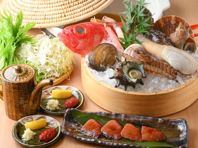 핫팟의 계절입니다! 여기 일반적인 요리와는 다른 진화된 핫팟 요리를 즐길 수 있는 도쿄의 최고의 레스토랑 5곳이 있습니다.
