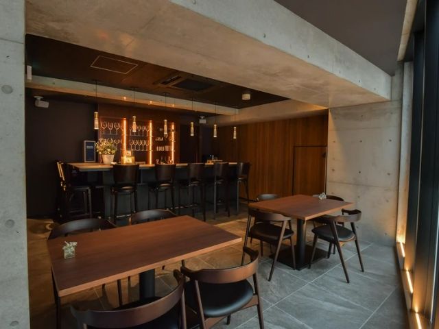 감각을 만족시키세요: 카운터에서 브랜드 소고기를 제공하는 오사카 최고의 스테이크 레스토랑 5곳