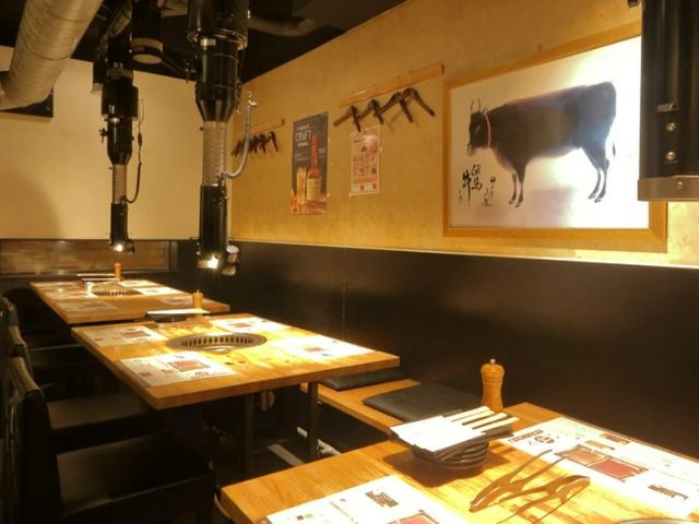 감각을 만족시키세요: 카운터에서 브랜드 소고기를 제공하는 오사카 최고의 스테이크 레스토랑 5곳