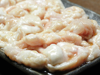 繼拉麵之後，試試這一味在北海道享用旭川的另一項特產「鹽味內臟」