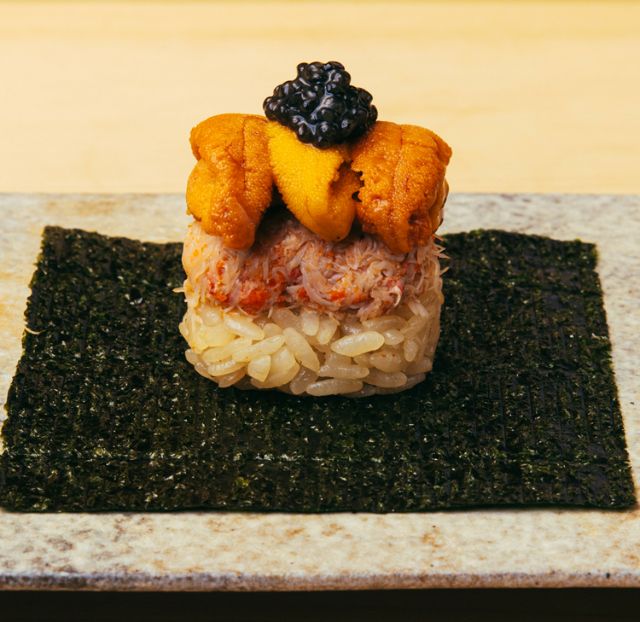 壽司店「鮨結 紬」的出現，繼承米其林星級壽司 鮨由 的傳承｜六本木