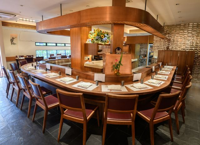 A long-standing kushikatsu restaurant born in Osaka in 1971.