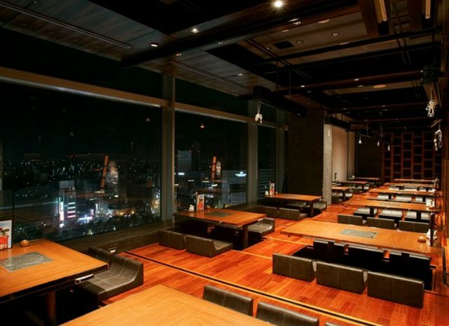 A restaurant that will make seafood lovers' hearts sing with delight, thanks to its daily delivery of fresh ingredients straight from the market.