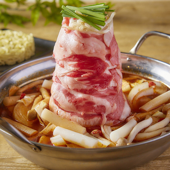 11. 全席個室×肉Bar 肉三郎-NIKUZABURO- 梅田店