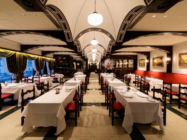 Sabatini di Firenze Tokyo Branch floor