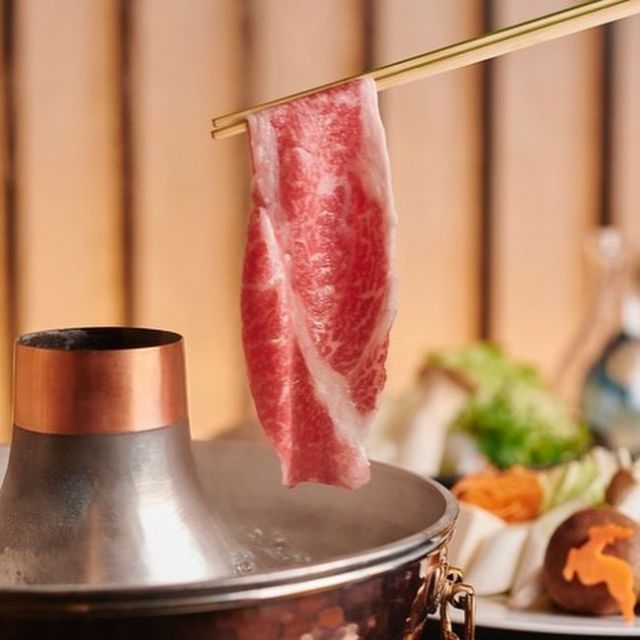 9. Shabu-shabu Sukiyaki Unagi Yoshino