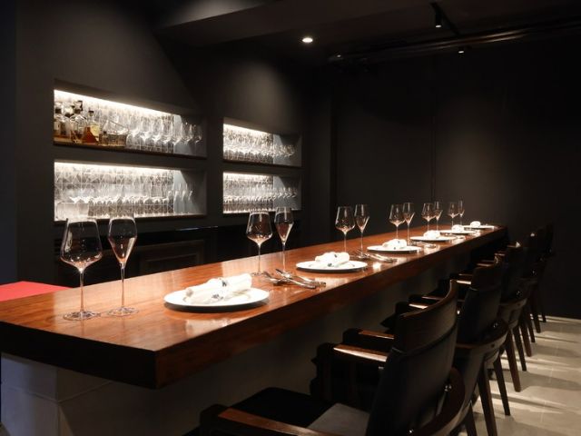 12 Restaurants and Izakaya in Osaka Recommended for a Perfect Date