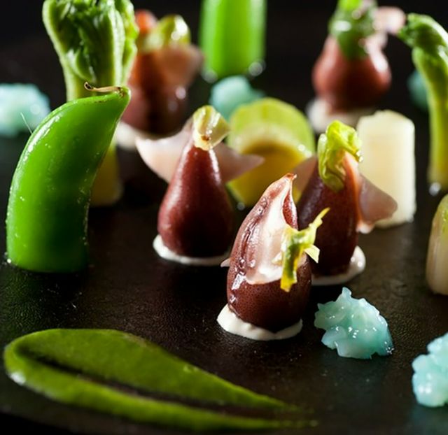 5 Must-Visit Local Restaurants When Attending the Owara Kaze no Bon Festival | Toyama