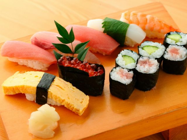 It caters to a wide range of needs, from everyday use to family gatherings and celebrations.