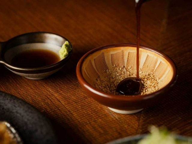 The ideal form of a tonkatsu restaurant that has pursued the desire to eat like this | Gaienmae[Tonkatsu Kokomade Yaruka]