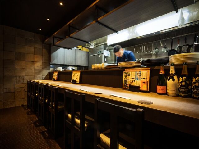 Sosaku Ryori Matsu floor