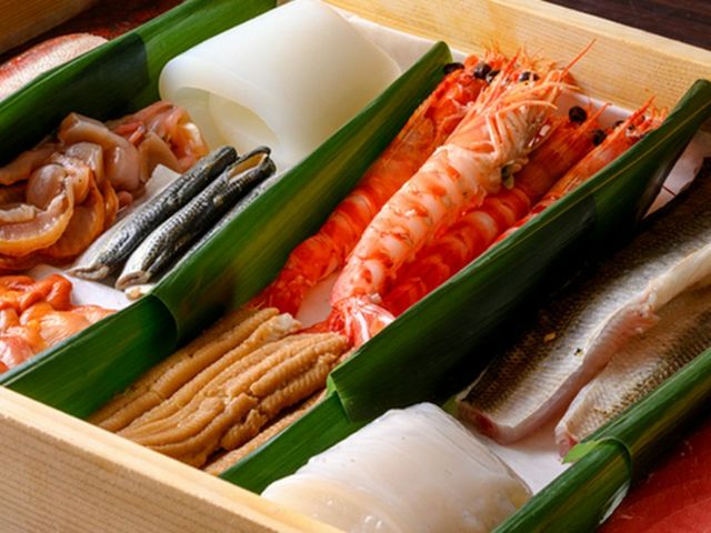 200年前的「江戶料理」的食譜為基礎，融合新舊的江戶前壽司