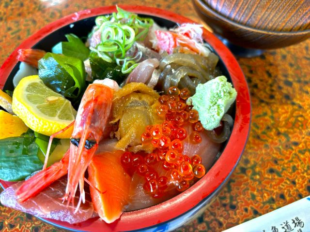 长滨庄午餐