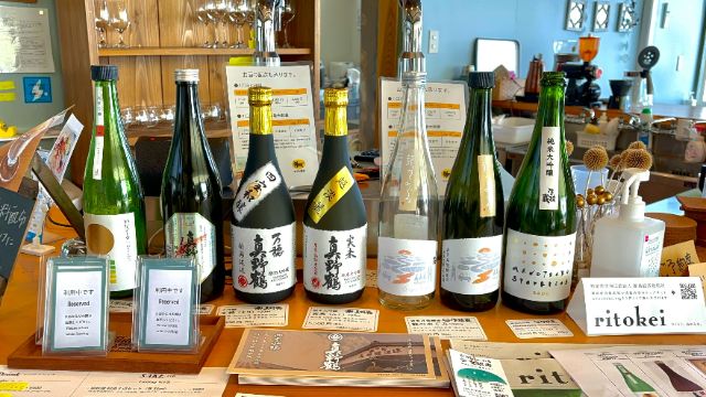 学校藏咖啡馆的日本酒品尝