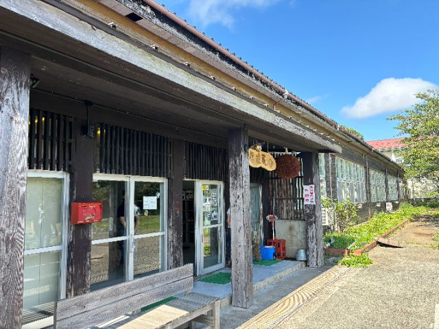 Gakkogura - A place to explore and learn more about Japanese Sake.