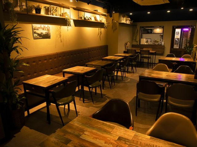 驱散炎热,辛辣且健康的亚洲料理店