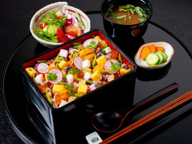 將奢華的壽喜燒提升至更美味的新風格