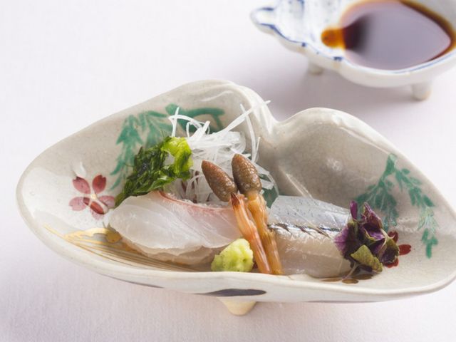 棚田廣闊的里山中，體驗懷石料理的真髓所在的店鋪