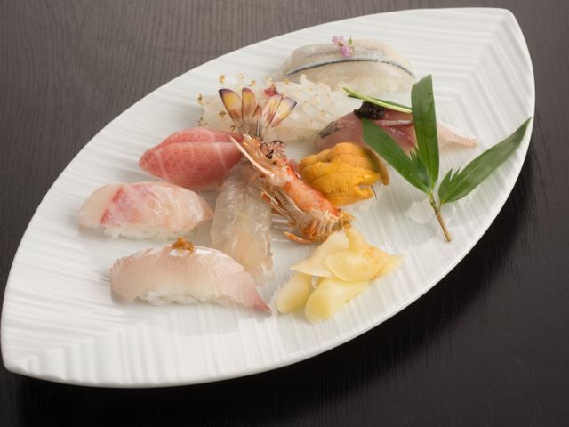 Enjoy the bounty of the Genkai Sea, seasoned with specialty salt and secret soy sauce