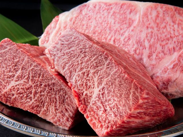 浪漫的地點以及對九州產精選和牛的鐵板燒感動