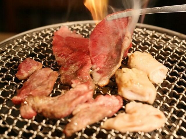 無限暢飲檸檬酸×高品質燒肉，享樂至黎明