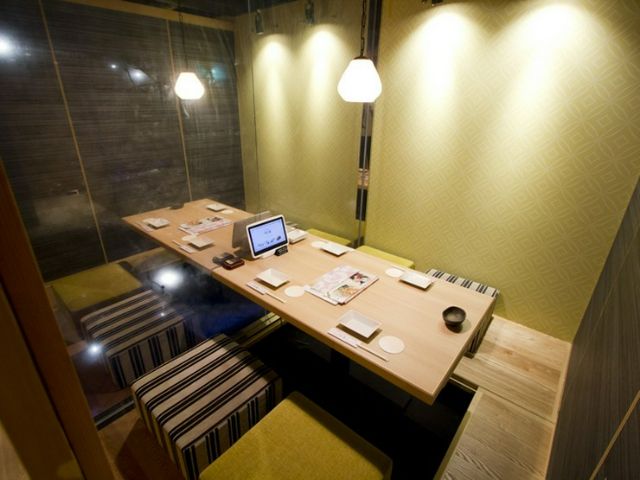 宴會或約會都大放異彩，氣氛滿分的私人包廂讓您放鬆享受