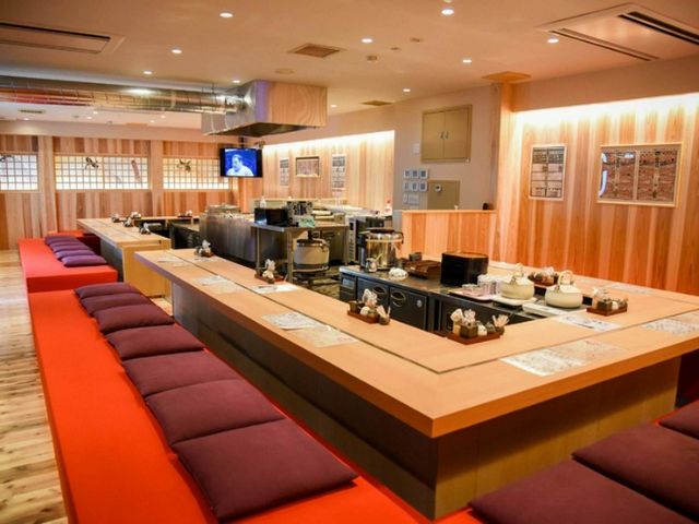 씨름의 마을 료고쿠에서, 힘쓰는 요리 '찬코나베'를 만끽