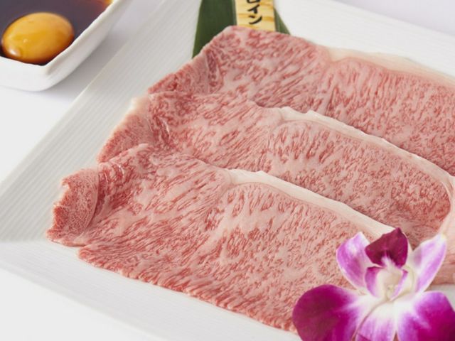 品质上乘的黑毛和牛和新鲜的牛杂,价格合理